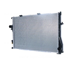 Radiator Aftermarket suits BMW