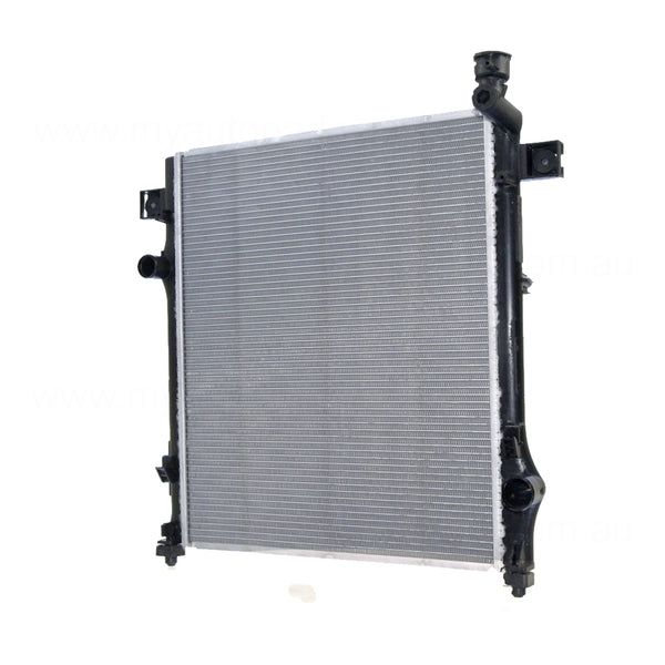 Radiator 38 / 45 mm Plastic Aluminium 505 x 608 x 26 mm Manual/Auto 3.7L L 7W Aftermarket Suits Dodge Nitro KA 2007 to 2011