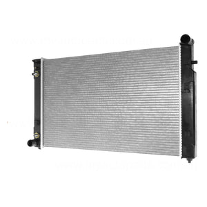 Radiator 35 / 35 mm Plastic Aluminium 675 x 428 x 32 mm Manual/Auto 5.7L L VF Aftermarket Suits Holden Commodore VU/VX 2000 to 2002