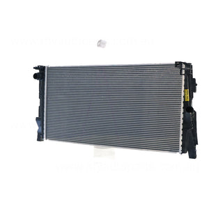 Radiator 32 mm 32 / Plastic Aluminium 680 x 360 x 22 mm Automatic 5.4 mm Fin 2.0L L B47C20 Aftermarket Suits BMW 2 Series F45 2014 to 2021