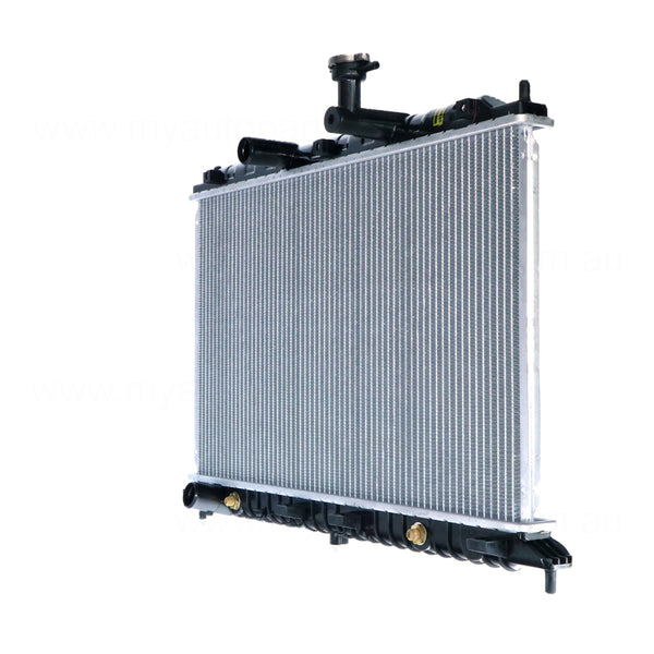 Radiator 33 mm 33 / Plastic Aluminium 368 x 648 x 16 mm Manual/Auto 1.4L/1.6L L G4EE/G4ED Aftermarket Suits Kia Rio JB 2005 to 2011