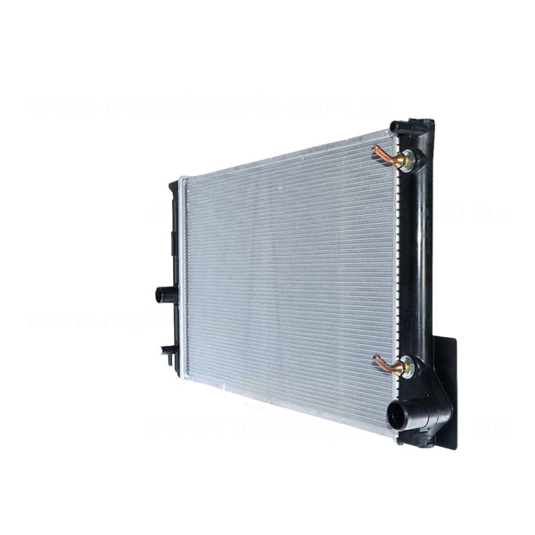 Radiator Aftermarket suits Toyota Corolla
