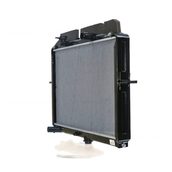 Radiator 35 / 35 mm Plastic Aluminium 420 x 582 x 26 mm Manual 8 mm Fin 2.9L L J3 Suits Kia K2700 / 2900 PU/PU3 2005 to 2008