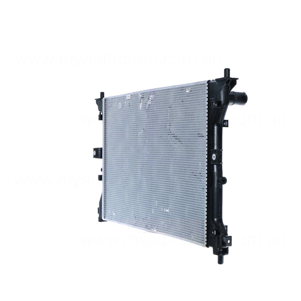 Radiator 35 / 35 mm Plastic Aluminium 415 x 625 x 28 mm Automatic 1.4 L K14C OEM Suits Suzuki Vitara LY 2015 to 2018