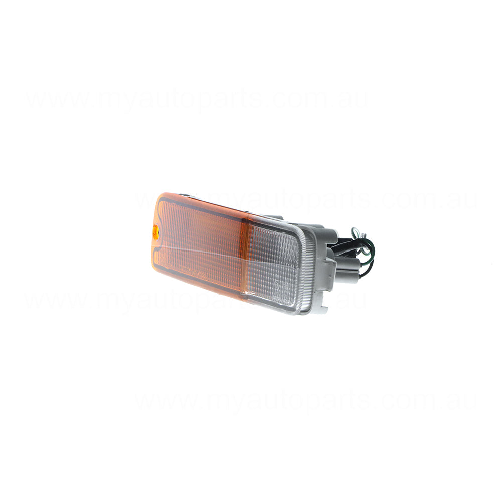 Front Bar Park / Indicator Lamp Passenger Side OEM Suits Mitsubishi Tr