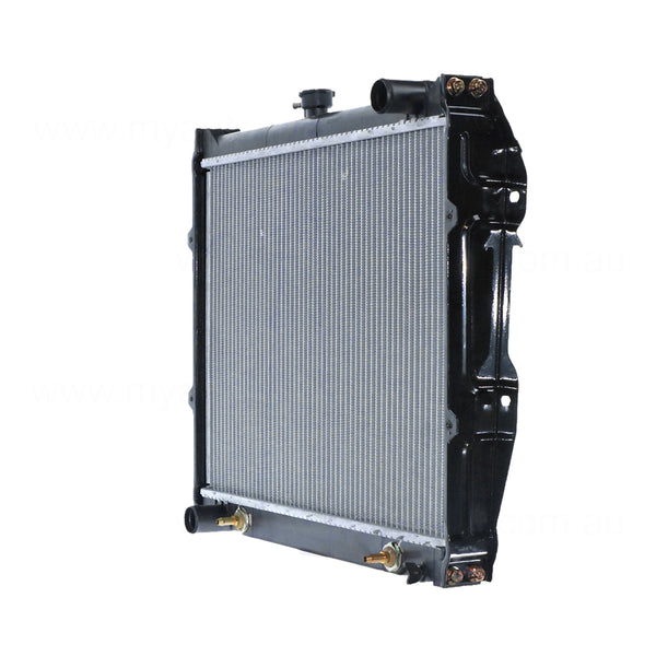 Aftermarket Radiator suits Toyota Hilux RN50/YN56/YN58/LN56, LN85R/LN86R/RN85R/RN90R/YN85R, YN63/LN65 1983 to 1997