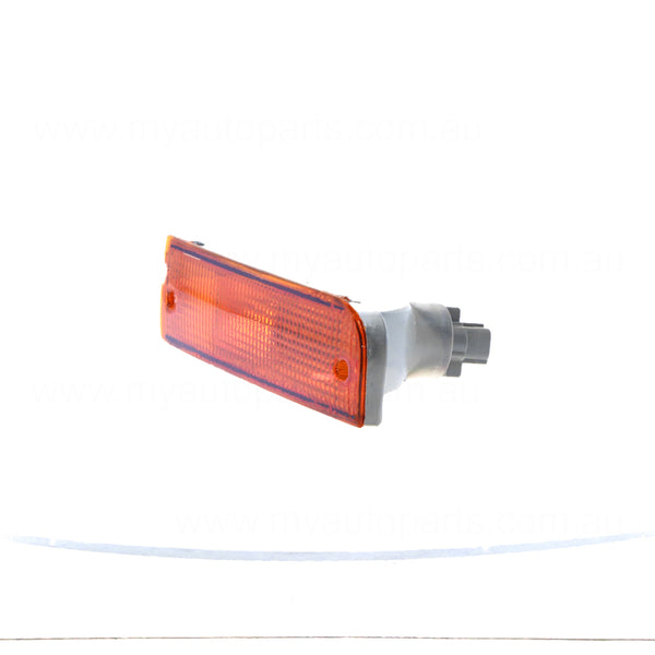 Front Bar Park / Indicator Lamp Passenger Side Aftermarket Suits Toyota 4 Runner / Surf LN130R/RN130R/YN130R/VZN130R 1991 to 1997