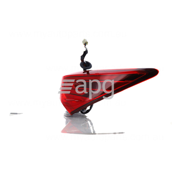 Toyota Fortuner OEM Tail Lamp Drivers Side 08/2020 to 07/2022 - 815500K352