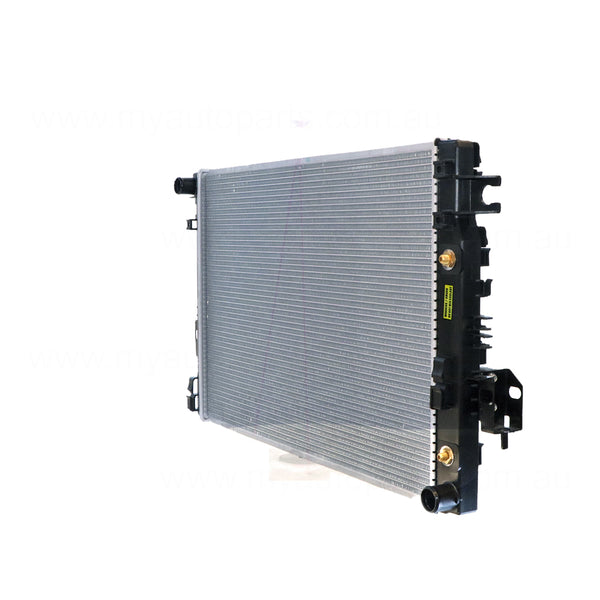 Radiator 38 / 35 mm Plastic Aluminium 720 x 490 x 16 mm Automatic 2.5 L QR25DE Aftermarket suits Nissan Navara Series 1