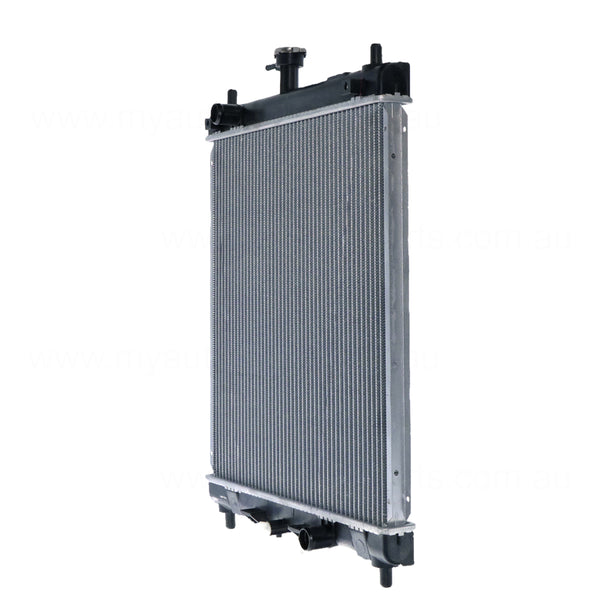 Radiator 28 / 28 mm Plastic Aluminium 475 x 448 x 26 mm Manual 1.6L L G16D Aftermarket Suits Suzuki APV GC416 2005 to 2017
