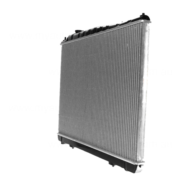 Radiator 35 / 35 mm Plastic Aluminium 500 x 688 x 26 mm Manual/Auto 3.3L L VG33E Aftermarket Suits Nissan Pathfinder R50 1995 to 2005