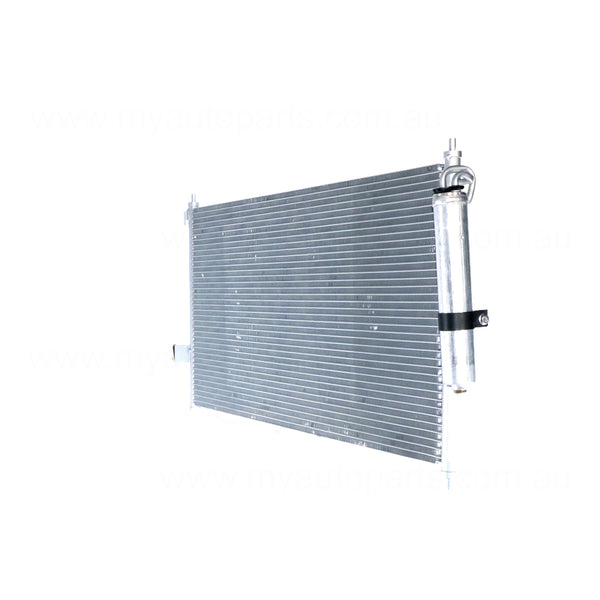 18 mm 8 mm Fin A/C Condenser Aftermarket Suits Nissan X-Trail T30 2001 to 2007