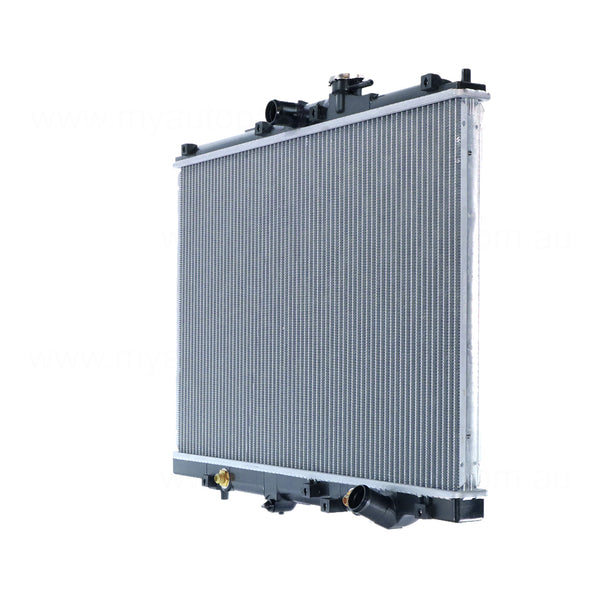 Radiator 32 / 32 mm Plastic Aluminium 425 x 678 x 26 mm Manual/Auto 2.2L/2.3L L F22/F23 Aftermarket Suits Honda Odyssey RA 1995 to 2000