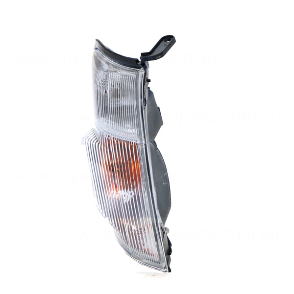Front Park / Indicator Lamp Drivers Side Certified Suits Nissan Navara D22 1997 to 2001