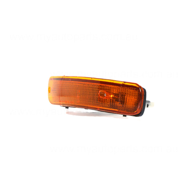 Front Bar Park / Indicator Lamp Passenger Side Certified suits