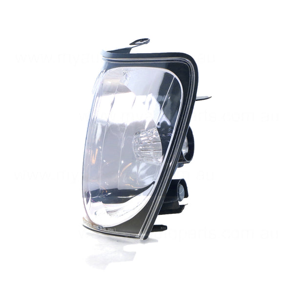 Front Park / Indicator Lamp Passenger Side OEM Suits Toyota Townace KR42R/SR40R/YR22R 1997 to 2001