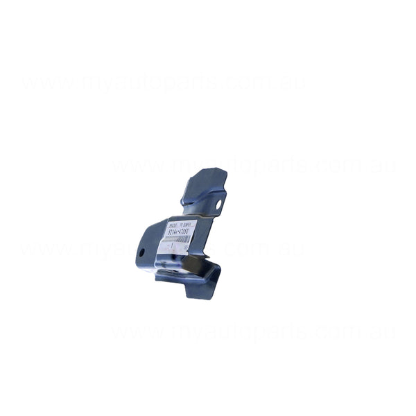 Front Bar Bracket Passenger Side OEM suits Toyota