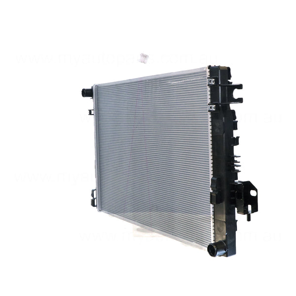 Radiator Aftermarket suits Nissan Navara