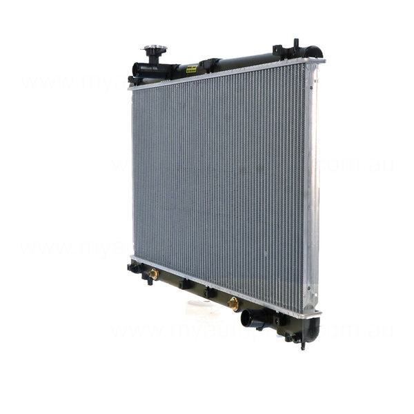 Radiator Aftermarket suits Toyota Avensis Verso