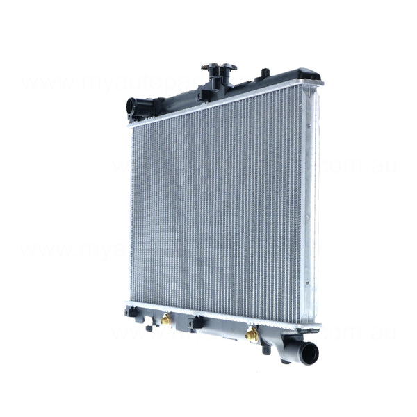 Radiator 34 mm 34 / Plastic Aluminium 350 x 598 x 26 mm Manual/Auto 1.8L L J18A Aftermarket Suits Suzuki Baleno SY416/SY418 1999 to 2001