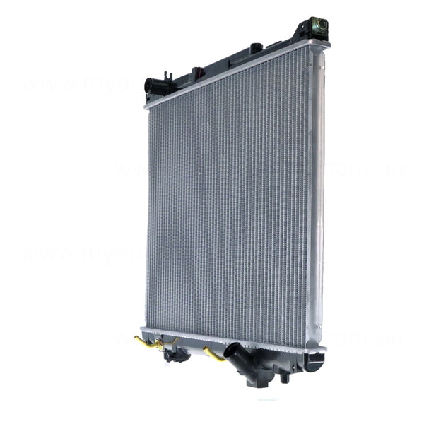 Radiator 34 / 34 mm Plastic Aluminium 475 x 598 x 26 mm Manual/Auto 2.7 L H27A Aftermarket Suits Suzuki XL-7 JA627 2001 to 2005