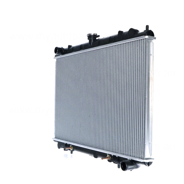 Radiator 35 / 35 mm Plastic Aluminium 400 x 694 x 24 mm Manual/Auto 3.0L L VE30DE Aftermarket Suits Nissan Maxima A32 1994 to 1999
