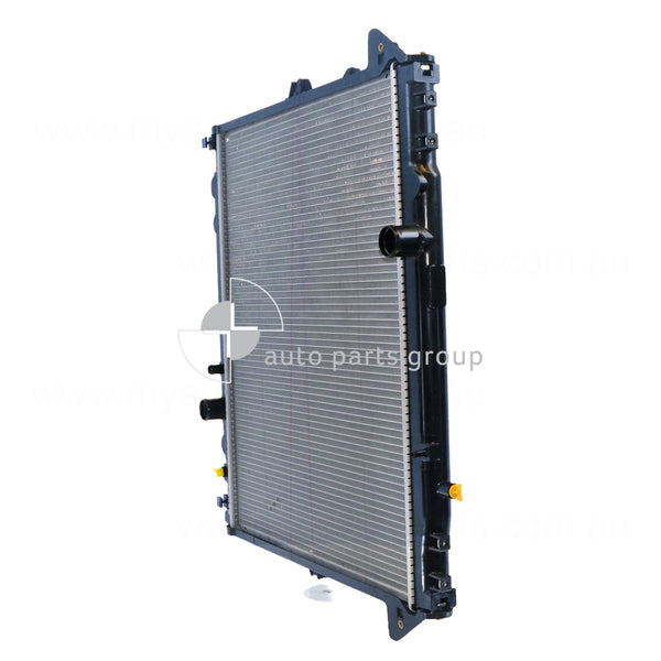 Radiator Aftermarket suits Toyota Hilux 3.0L 4CYL Turbo Diesel 1KD-FTV Manual 2005 to 2015
