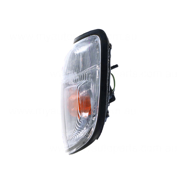 Front Park / Indicator Lamp Passenger Side Certified Suits Nissan Navara D22 1997 to 2001