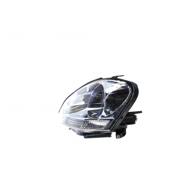 Halogen Manual Adjust Head Lamp Passenger Side OEM Suits Toyota Avensis Verso ACM20R 2001 to 2003