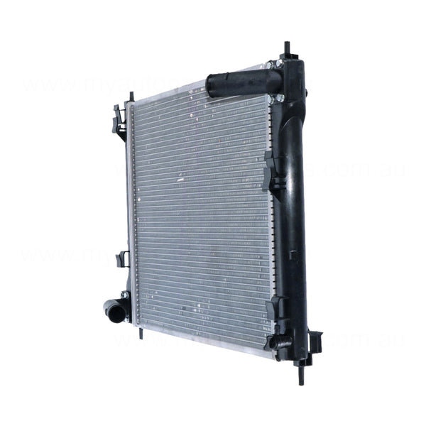 Radiator Aftermarket suits Nissan
