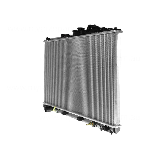 Radiator Aftermarket suits Mitsubishi Magna