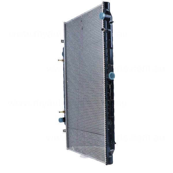 Radiator 35 / 35 mm Plastic Aluminium 450 x 908 x 36 mm Automatic 4.5L L TB45E Aftermarket Suits Nissan Patrol GU/Y61 1997 to 2016