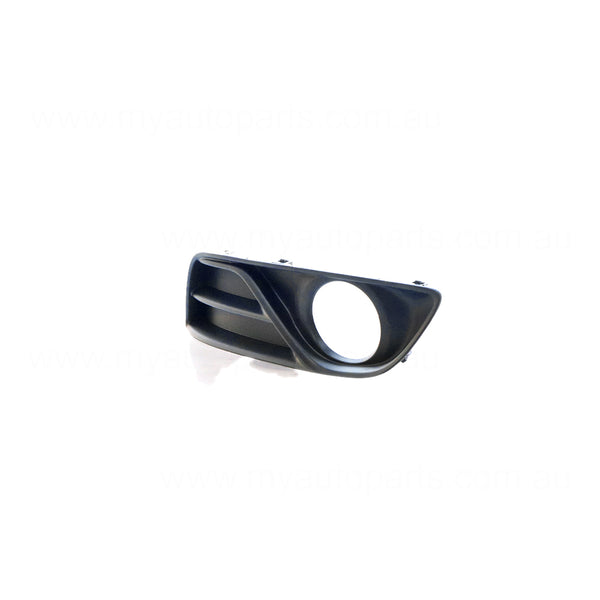 Front Bar Grille With Fog Light Mount Drivers Side OEM Suits Nissan Pulsar B17 2012 to 2017
