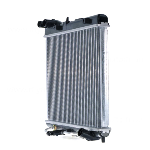 Radiator 28 / 28 mm Plastic Aluminium 325 x 378 x 26 mm Manual/Auto 1.3,1.5L L L13,L15 Aftermarket Suits Honda Jazz GD 2002 to 2008
