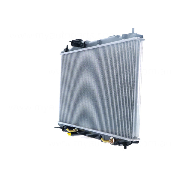 Radiator 32.5 / 32.5 mm Plastic Aluminium 375 x 670 x 16 mm AT/CVT 1.5 L LEA2 2.0 L R20A5 Aftermarket Suits Honda Civic FB 2012 to 2016