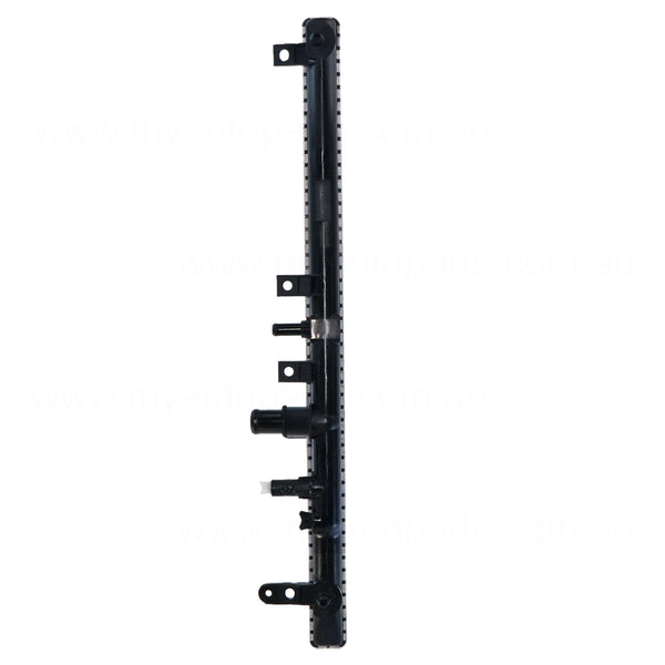 Radiator 32 / 32 mm Plastic Aluminium 375 x 673 x 16 mm CVT 1.8 L R18ZF Aftermarket suits Honda HR-V RU
