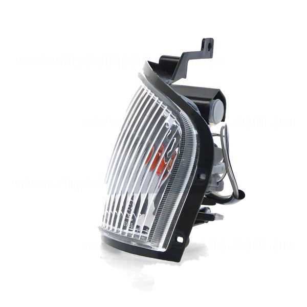 Front Park / Indicator Lamp Passenger Side Certified Suits Mazda B Series UN 2002 to 2006