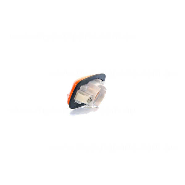 Guard Repeater Passenger Side Certified Suits Nissan Maxima A32 1994 to 1999