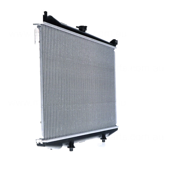 Radiator Aftermarket suits Nissan