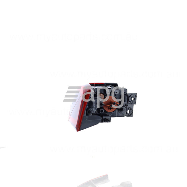 Kia Carnival OEM Tail Lamp Drivers Side 09/2020 to 04/2023 - 92402R0000