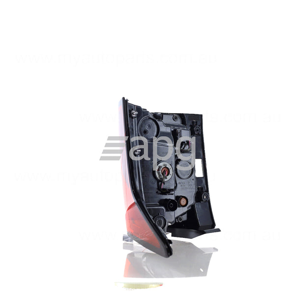 Kia Sorento OEM Tail Lamp Passenger Side 04/2020 to / - 92410P2100