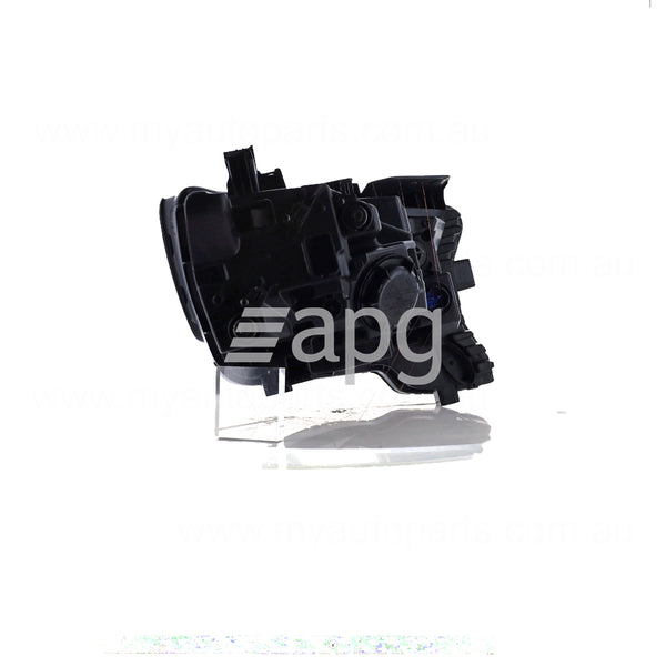 Kia Sorento OEM Head Lamp Passenger Side 04/2020 to / - 92101P2030