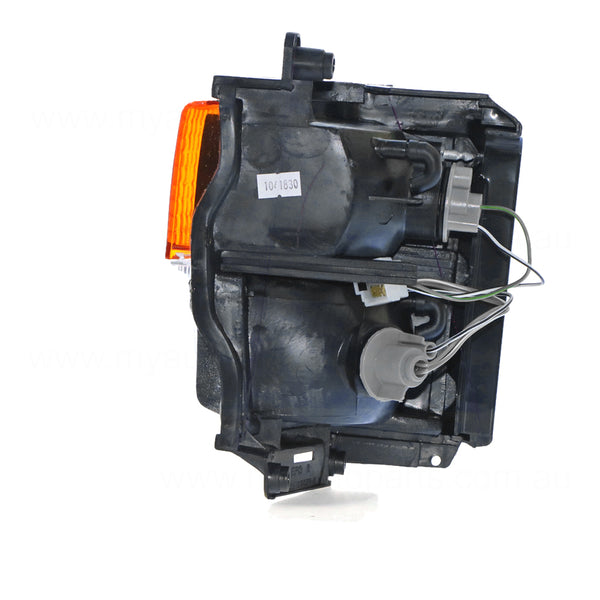 Front Park / Indicator Lamp Drivers Side Aftermarket Suits Nissan Nissan Truck CK450/CW520 1992 to 2021