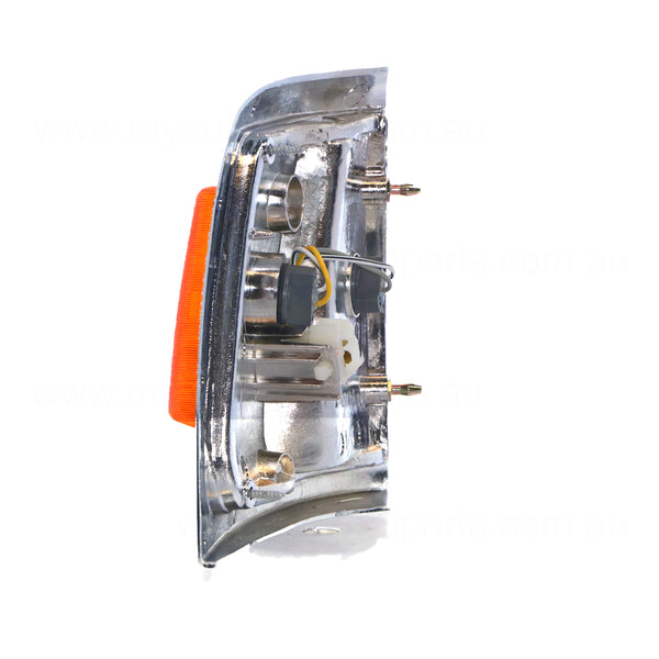 Front Park / Indicator Lamp Passenger Side Aftermarket Suits Toyota Hilux LN85R/LN86R/RN85R/RN90R/YN85R 1988 to 1997