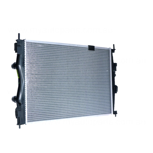 Radiator 35 / 35 mm Plastic Aluminium 590 x 428 x 26 mm Manual/Auto 2.0L L MR20 Aftermarket Suits Nissan Dualis J10 2007 to 2009