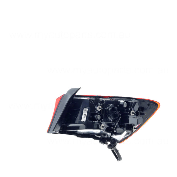 Kia Cerato OEM Tail Lamp Passenger Side 04/2021 to / - 92401M6600