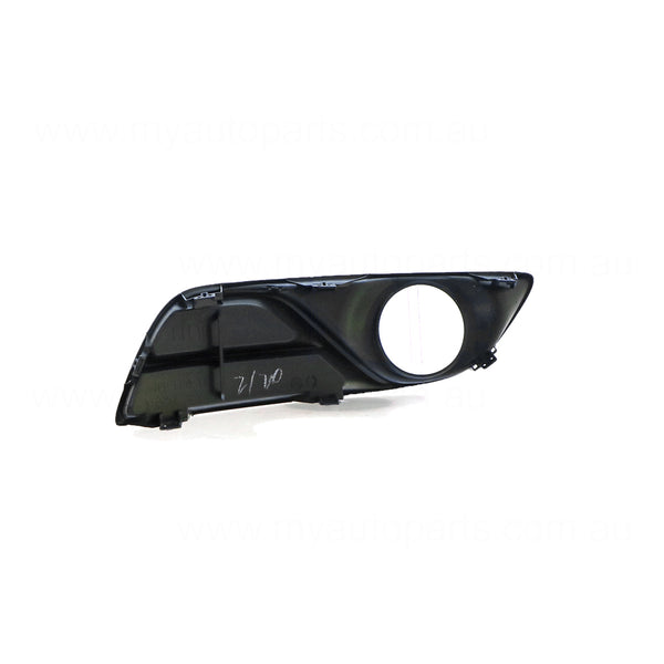 Front Bar Grille With Fog Light Mount Passenger Side OEM Suits Nissan Pulsar B17 2012 to 2017