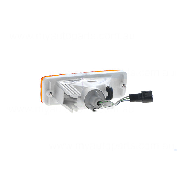 Front Bar Park / Indicator Lamp Passenger Side Aftermarket suits Nissan