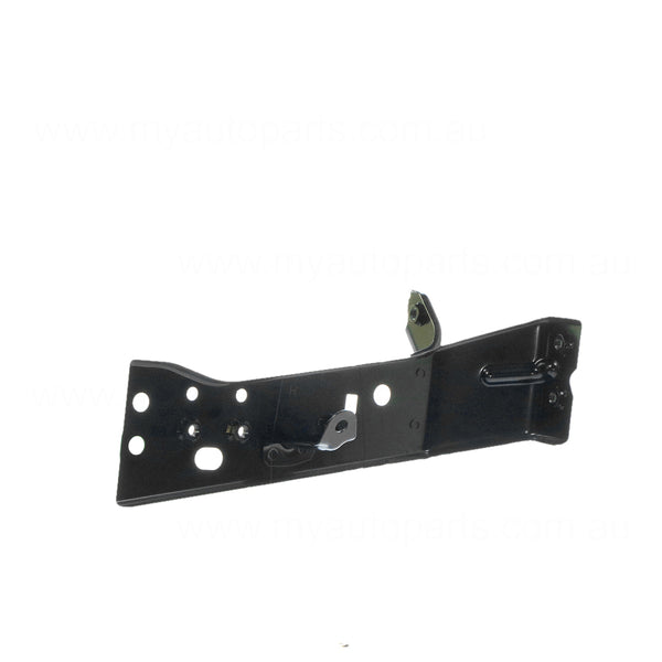 Mazda 3 OEM Front Guard Bracket Drivers Side 02/2014 to 03/2019 - B4ZA521R0A