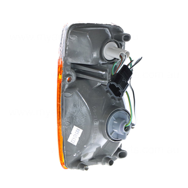 Front Park / Indicator Lamp Drivers Side Aftermarket suits